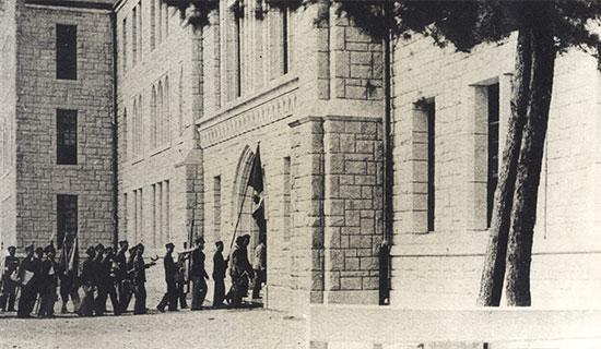 Students entering the new Main Building